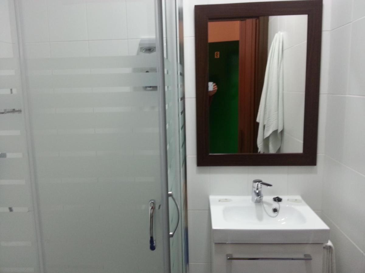 Hostal El Faro Hotel Chipiona Luaran gambar