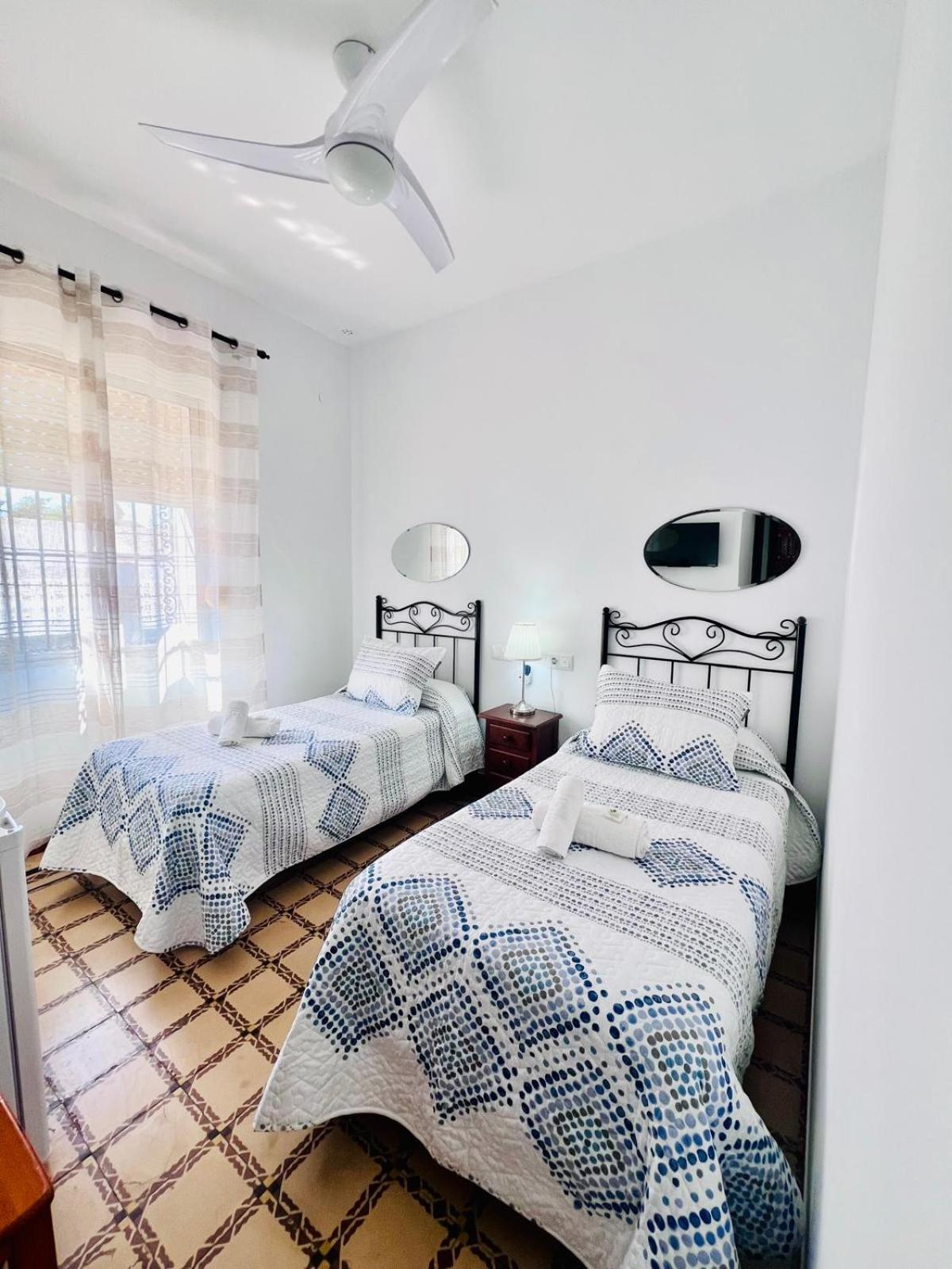 Hostal El Faro Chipiona Luaran gambar