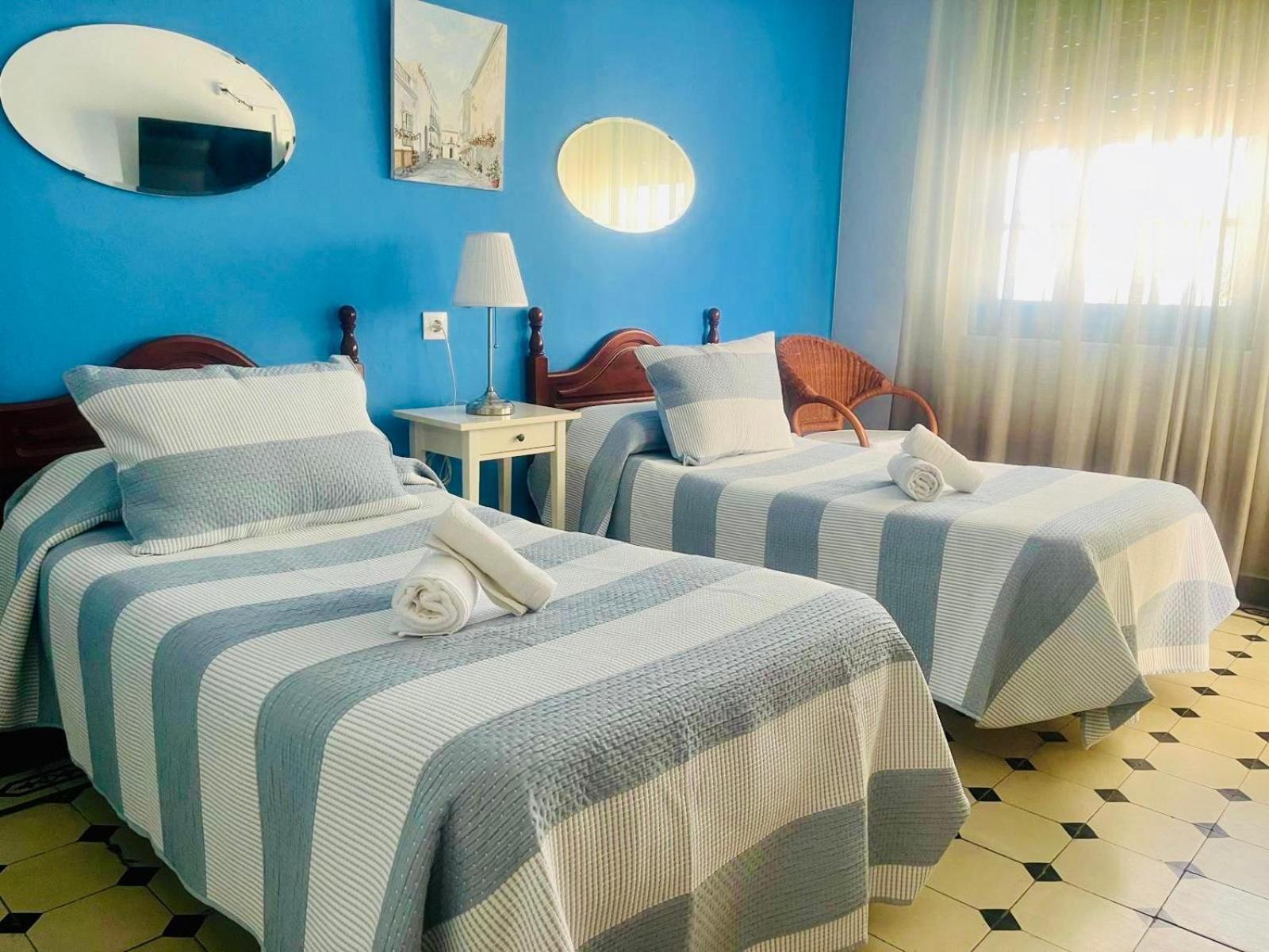 Hostal El Faro Hotel Chipiona Luaran gambar