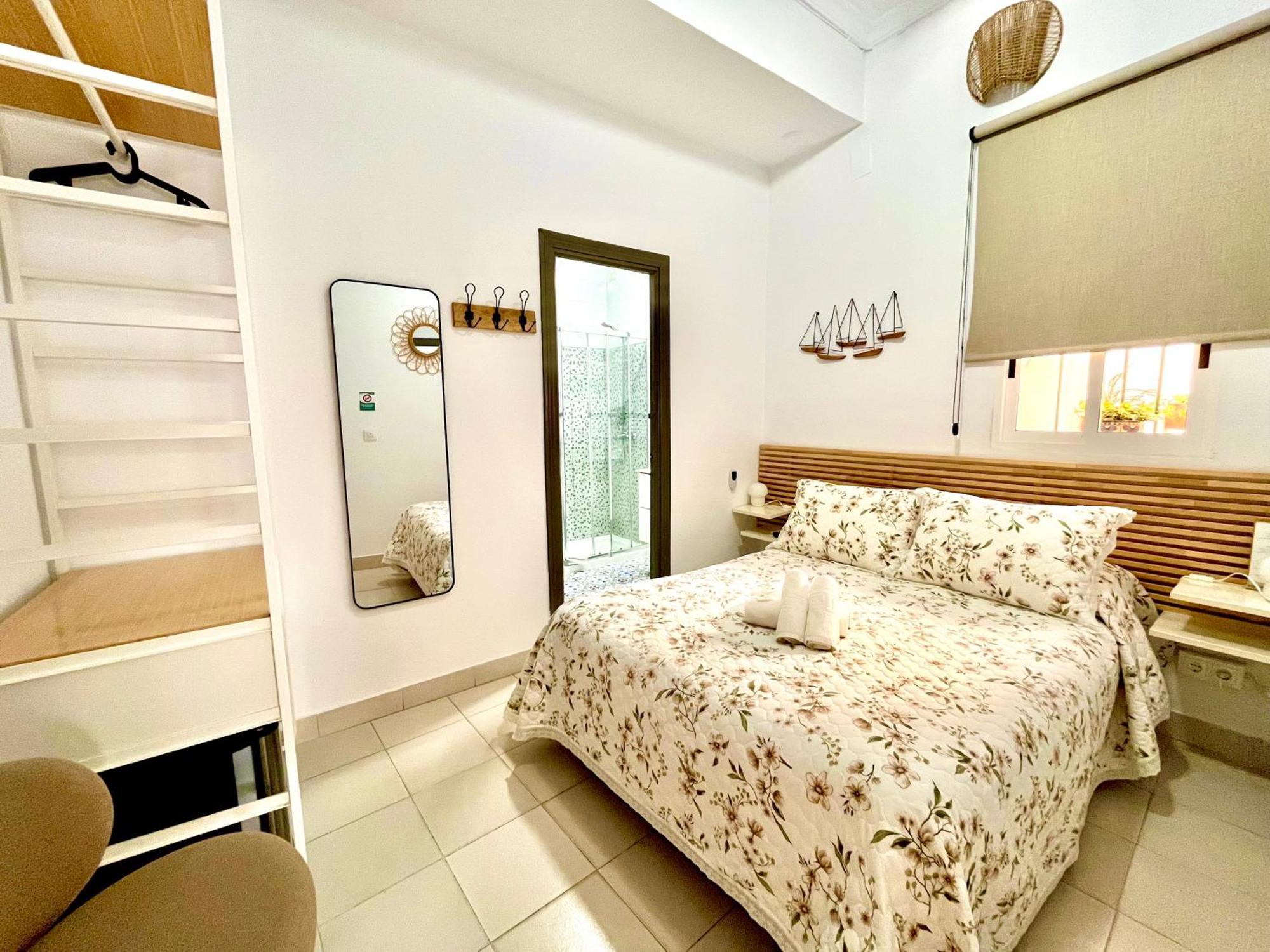 Hostal El Faro Chipiona Luaran gambar