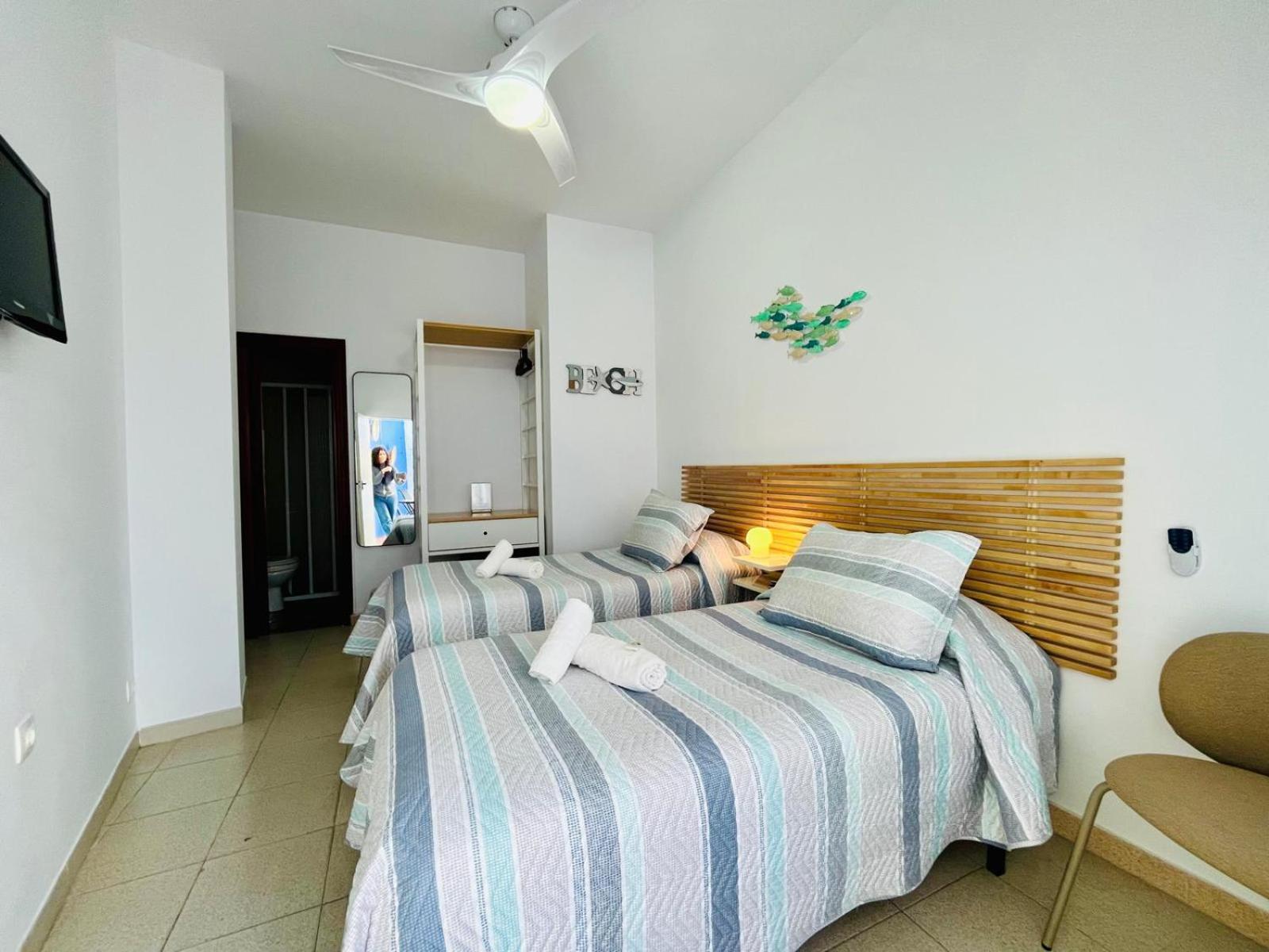 Hostal El Faro Chipiona Luaran gambar
